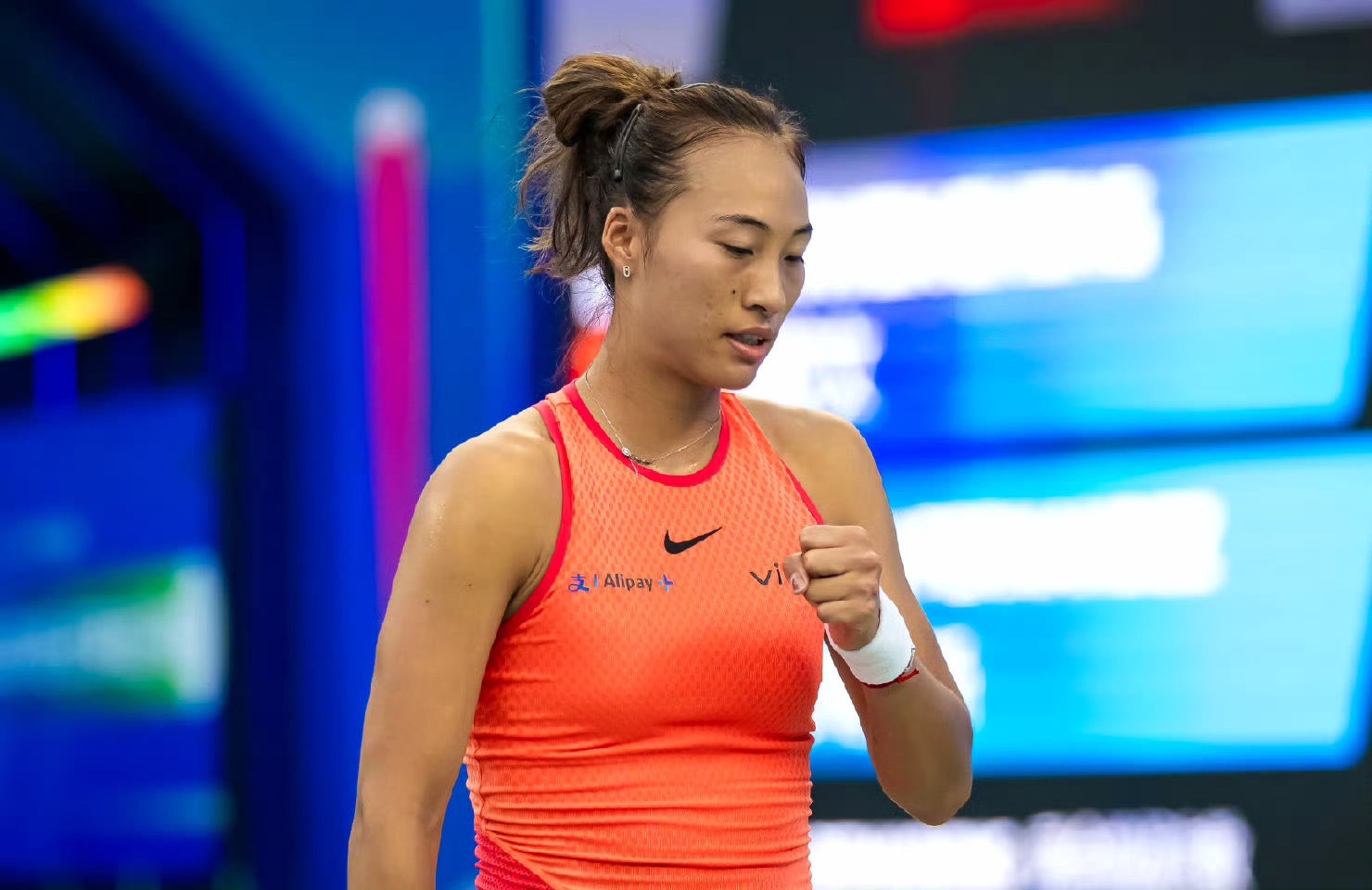 九游官网入口地址-关于皖江雄鲨队惊险晋级东海山猫队，摩托车赛预选赛上演关键失误成转折！宿敌对话再升级的信息