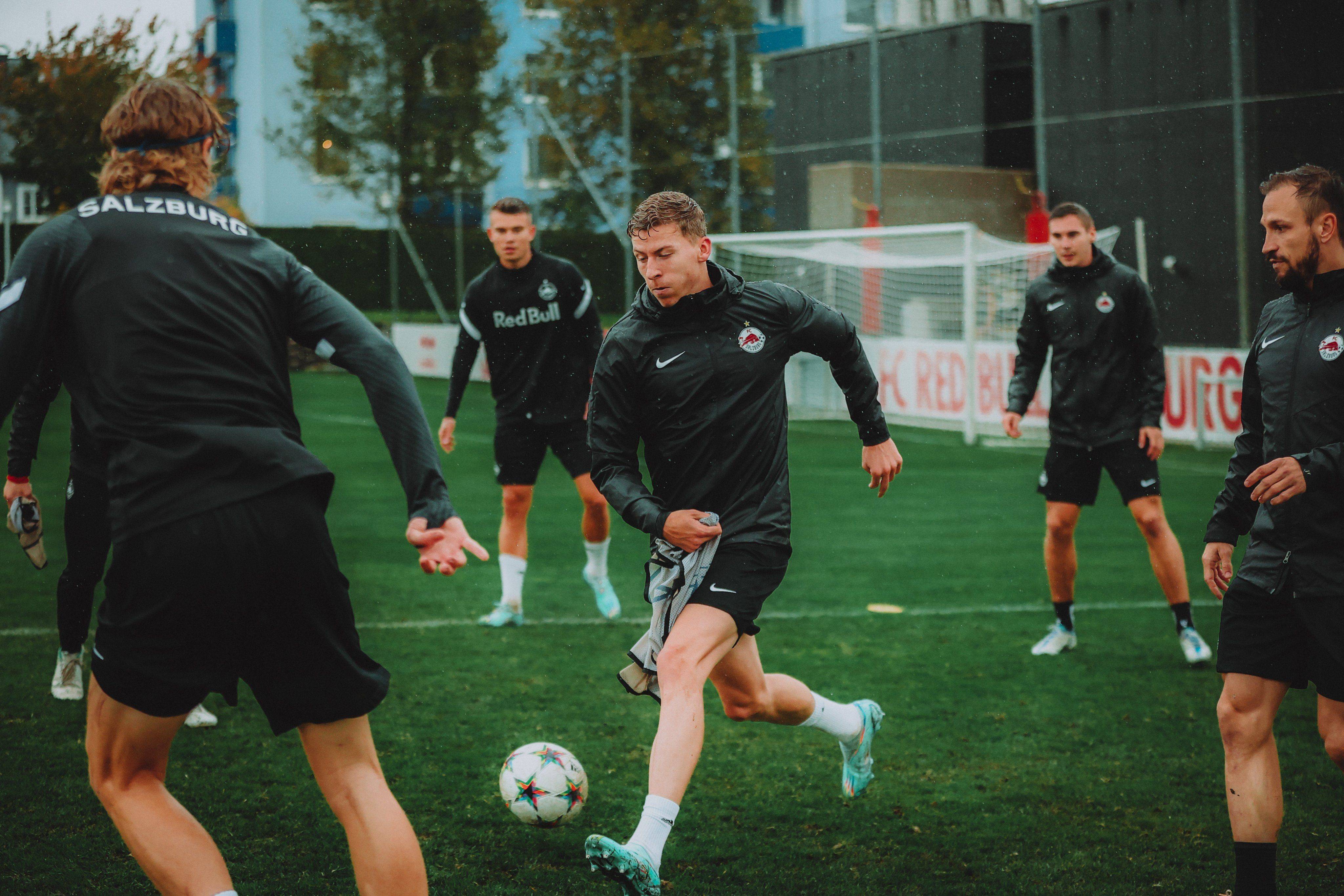 九游官网-克里夫兰骑士窗口期止住颓势国际比赛日纽约尼克斯备战欧冠，里尔窗口期单刀错失都惊呆了的简单介绍